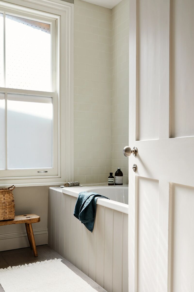 Mylands_Gravel Lane No.169 (Walls)_Gravel Lane No.169 (W&M Eggshell_Woodwork)_Family Bathroom 1_1 - Newsletter and web.jpg__PID:2091006d-ad33-4fc5-a775-7797b16edc3c