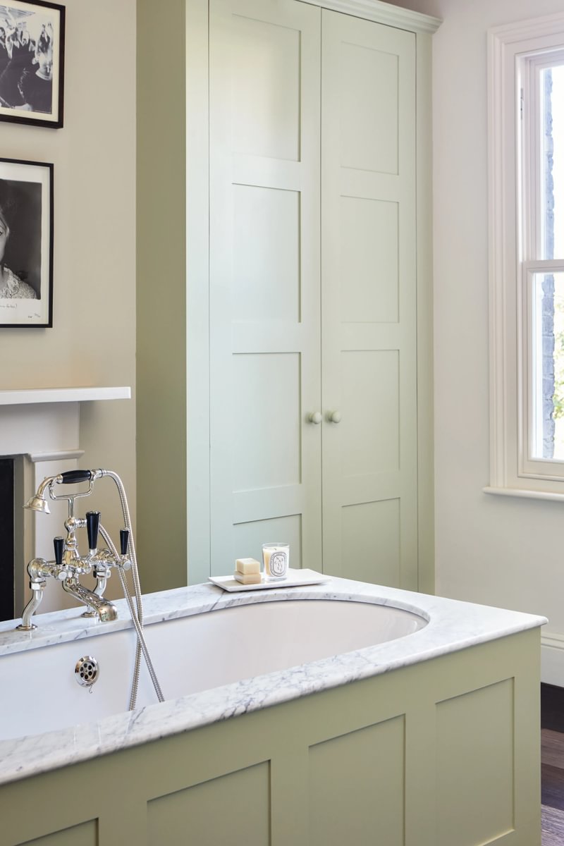 Chester Square No.199 (Eggshell Woodwork)_Honest John (Walls, Ceilings, Skirting)_Hoxton Grey No.72 (Eggshell Woodwork)3 - Medium.jpg__PID:f38e89e6-782a-4dec-94b7-39c05235e703